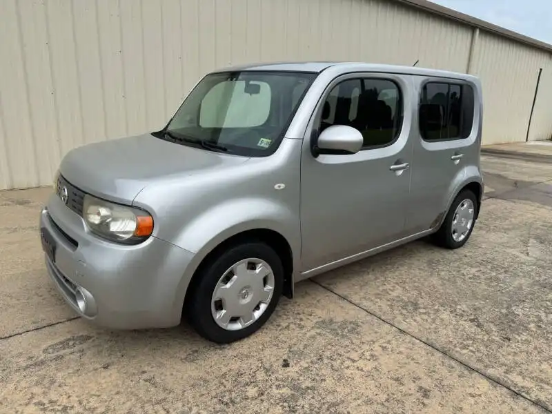 2011 Nissan Cube 1.8 S M/T's photo