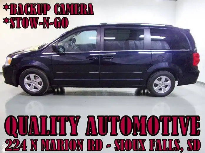 2011 Dodge Grand Caravan Crew FWD's photo
