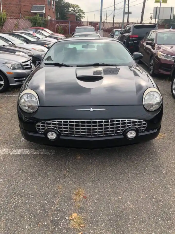 2002 Ford Thunderbird Deluxe's photo