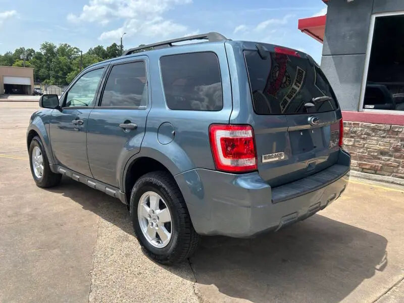 2012 Ford Escape XLT photo 3