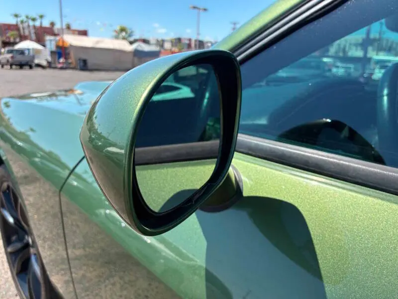 2018 Dodge Challenger SXT Plus photo 5