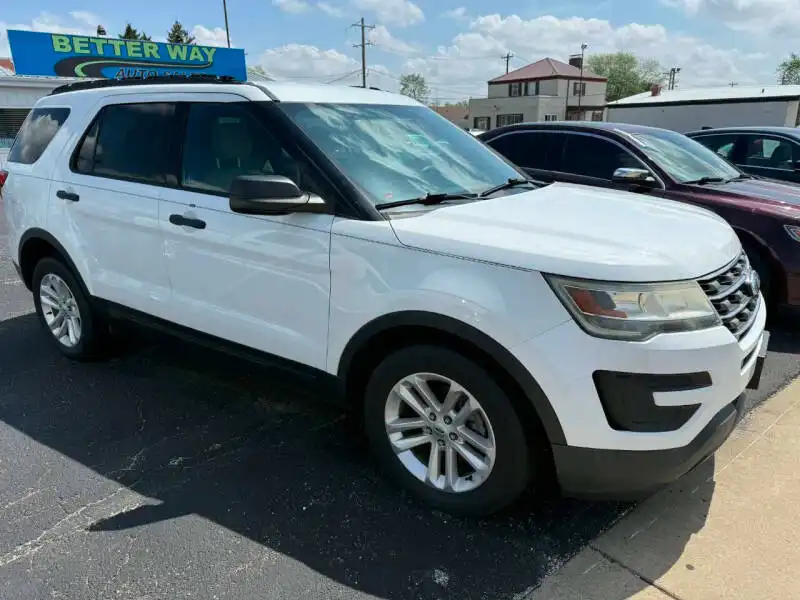 2017 Ford Explorer Base FWD's photo