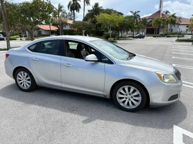2015 Buick Verano 1SD's photo
