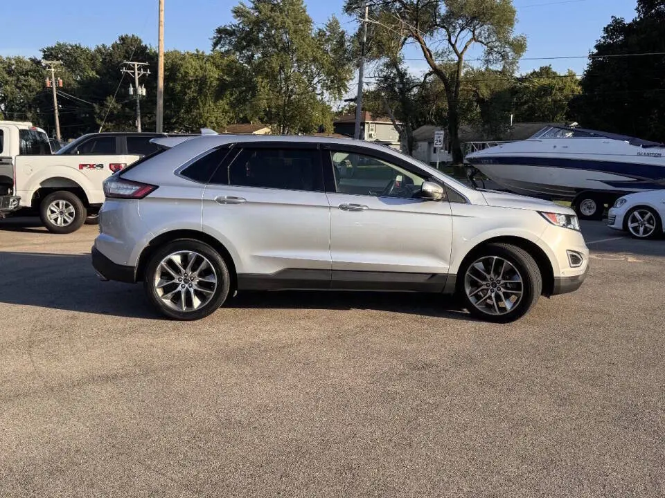 2016 Ford Edge Titanium AWD photo 4