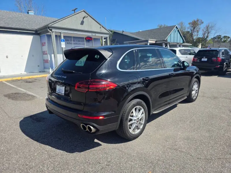 2016 Porsche Cayenne Tiptronic photo 4