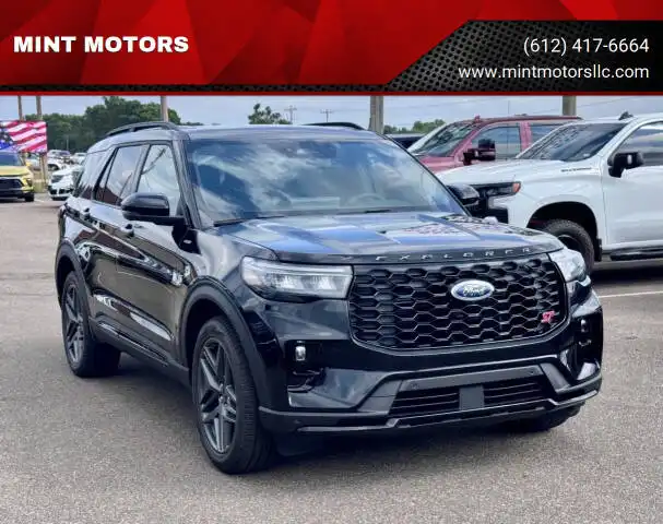 2026 Ford Explorer ST-LINE 4WD's photo