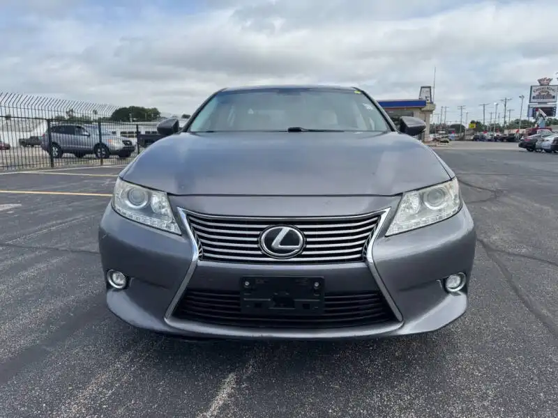 2014 Lexus ES 350 350's photo