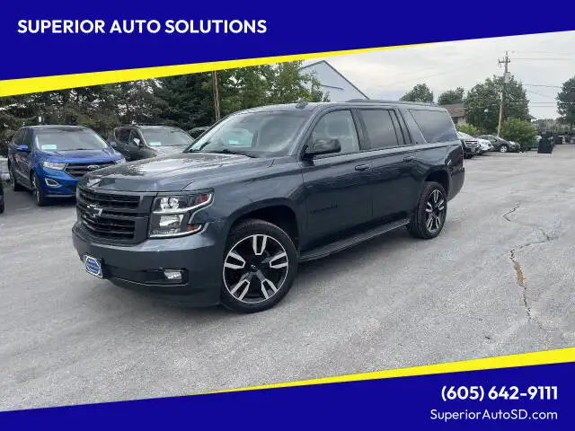 2019 Chevrolet Suburban 4WD 1500 LT's photo