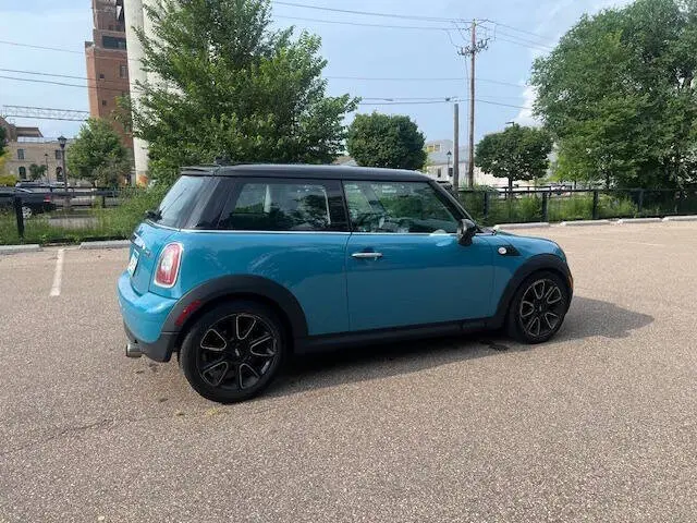 2008 MINI Cooper Base photo 4