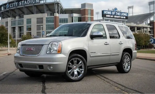 2012 GMC Yukon Denali AWD photo 1