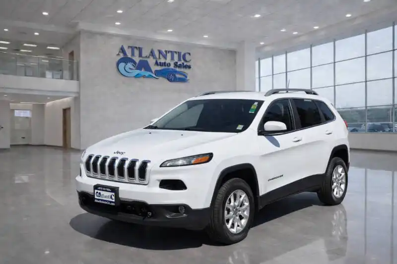 2018 Jeep Cherokee Latitude Plus 4X4's photo