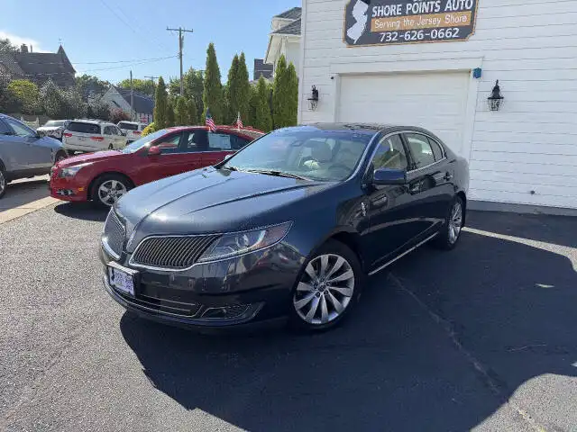 2014 Lincoln MKS AWD's photo