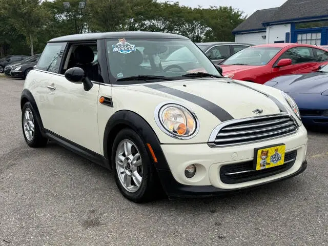 2012 MINI Cooper Base photo 3