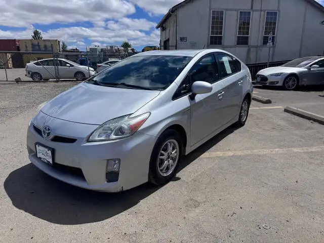 2011 Toyota Prius I (Fleet)'s photo