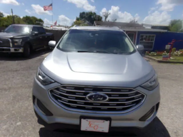 2020 Ford Edge SEL photo 4