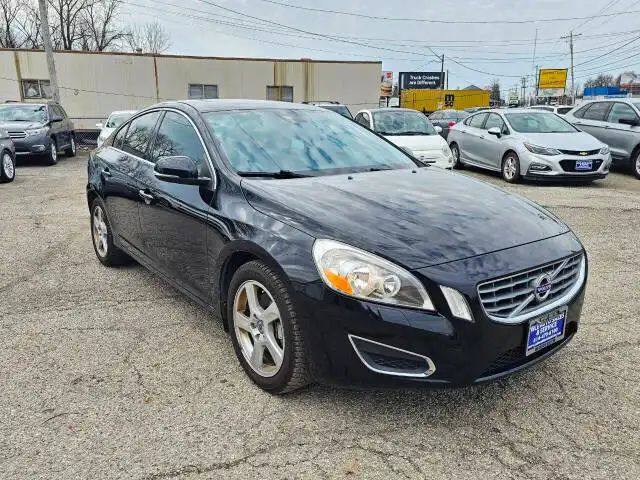 2012 Volvo S60 T5 FWD Auto's photo