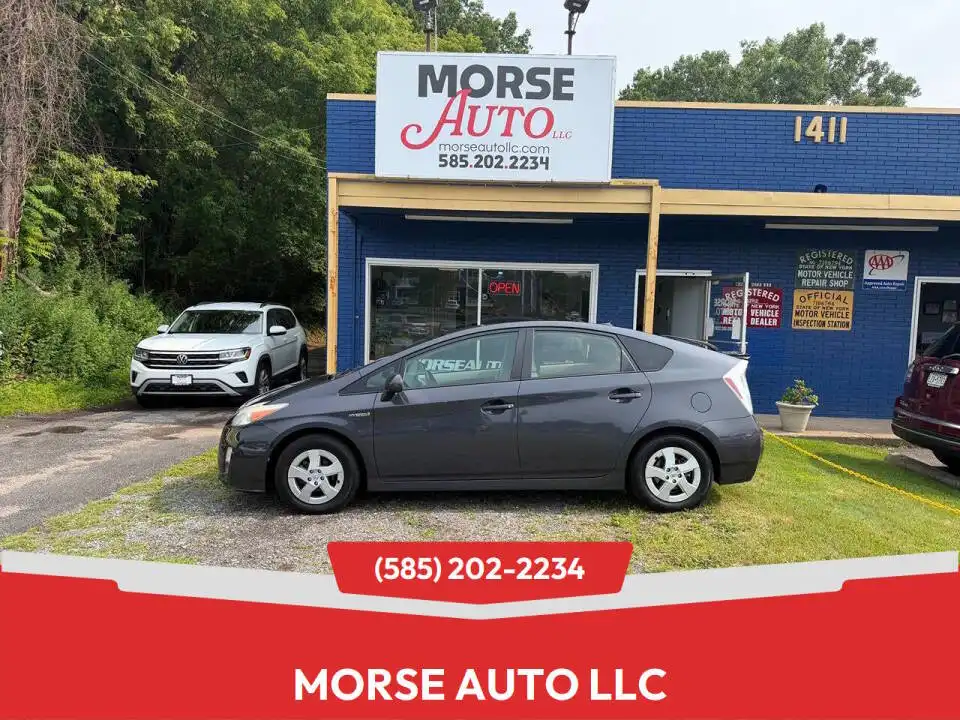 2011 Toyota Prius III's photo