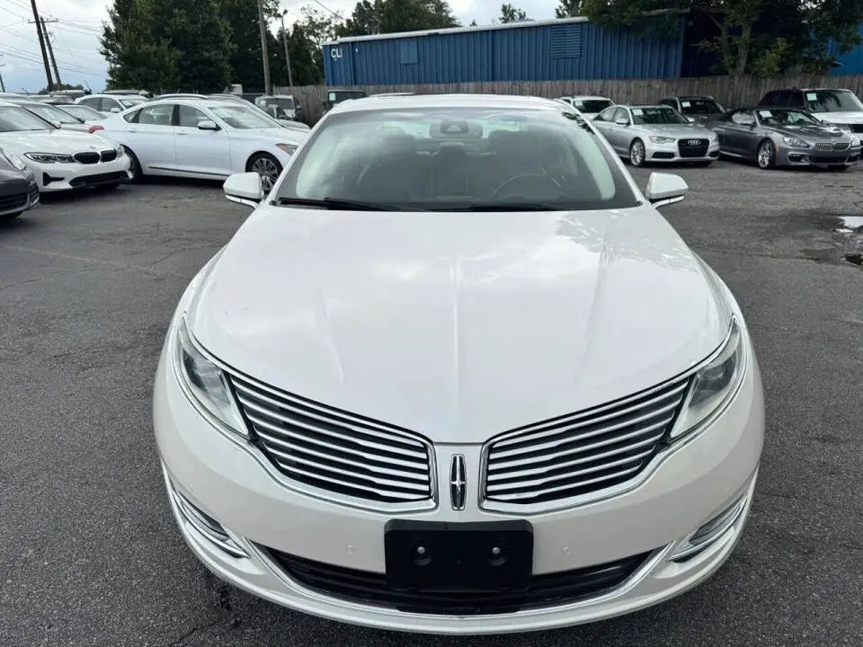 2015 Lincoln MKZ AWD photo 3