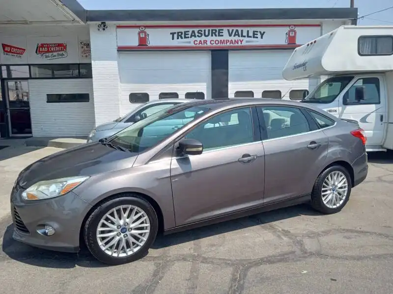 2012 Ford Focus Sedan SEL's photo