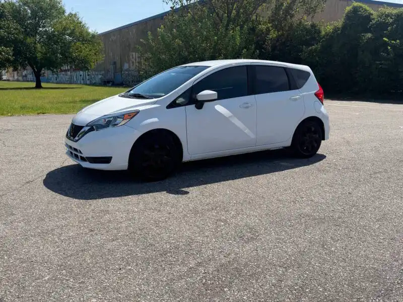 2017 Nissan Versa Note 1.6 SV CVT's photo
