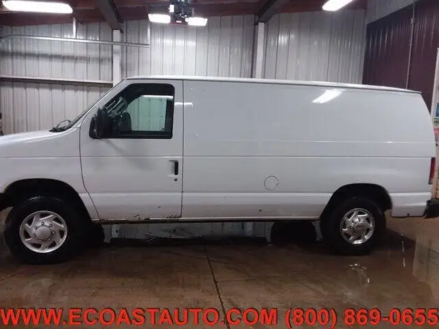2014 Ford E-Series E-150 Van photo 1