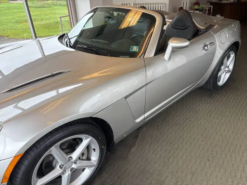 2007 Saturn Sky Roadster's photo