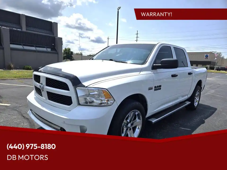 2013 RAM 1500 Express 4x4 Crew Cab's photo