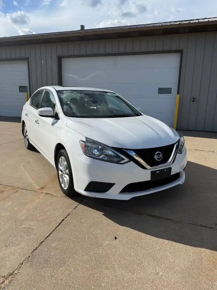 2017 Nissan Sentra SV CVT's photo