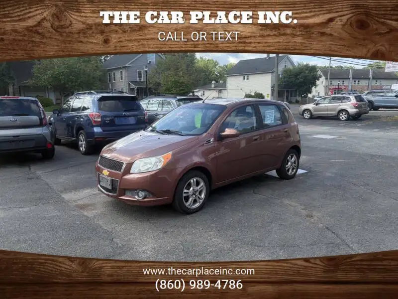 2011 Chevrolet Aveo 2LT's photo