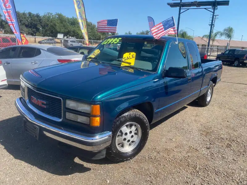 1995 GMC Sierra's photo