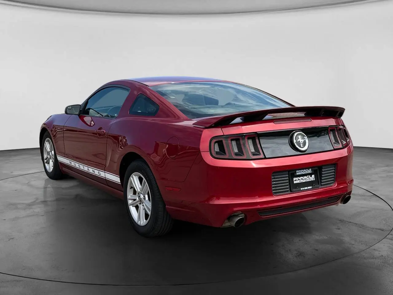 2014 Ford Mustang V6 photo 3