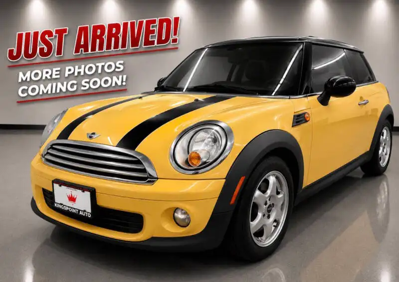 2009 MINI Cooper Base's photo