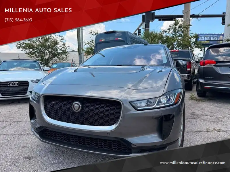 2020 Jaguar I-PACE EV400 S's photo