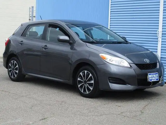 2010 Toyota Matrix Base AT's photo