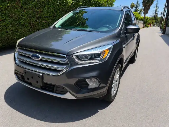 2018 Ford Escape SEL 4WD's photo