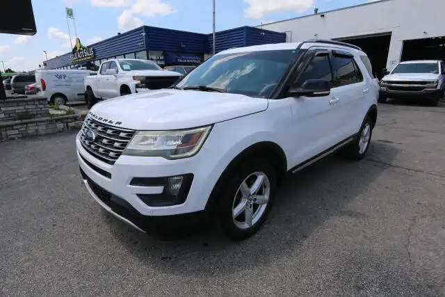 2016 Ford Explorer XLT 4WD's photo
