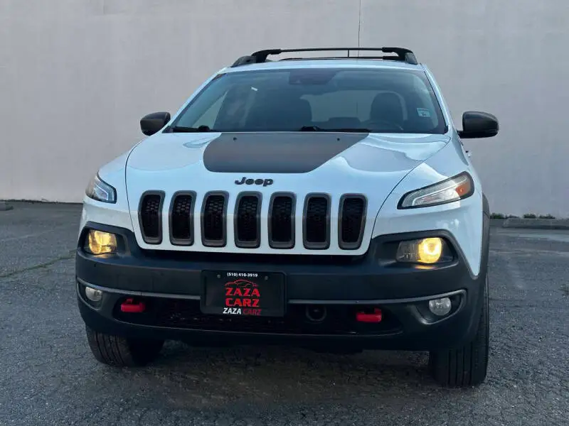 2016 Jeep Cherokee Trailhawk 4X4 photo 1