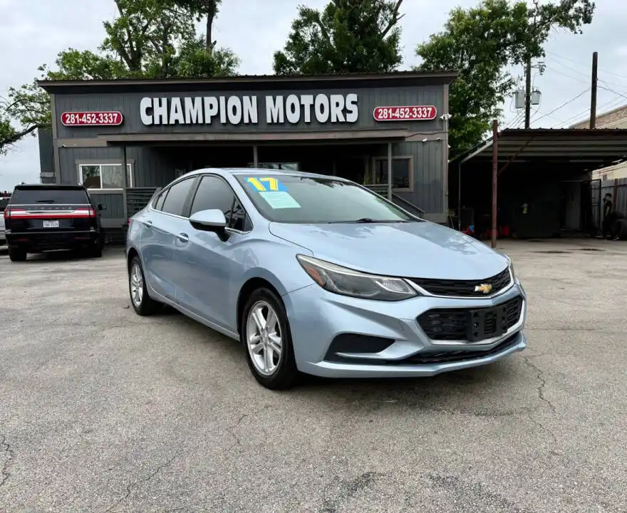 2017 Chevrolet Cruze LT Auto's photo