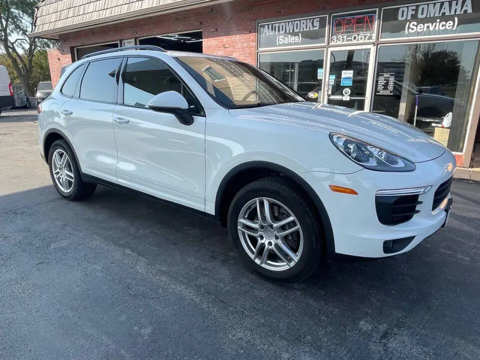 2016 Porsche Cayenne Tiptronic photo 4