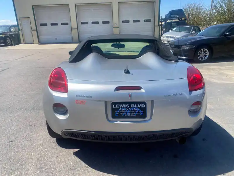 2006 Pontiac Solstice Base's photo