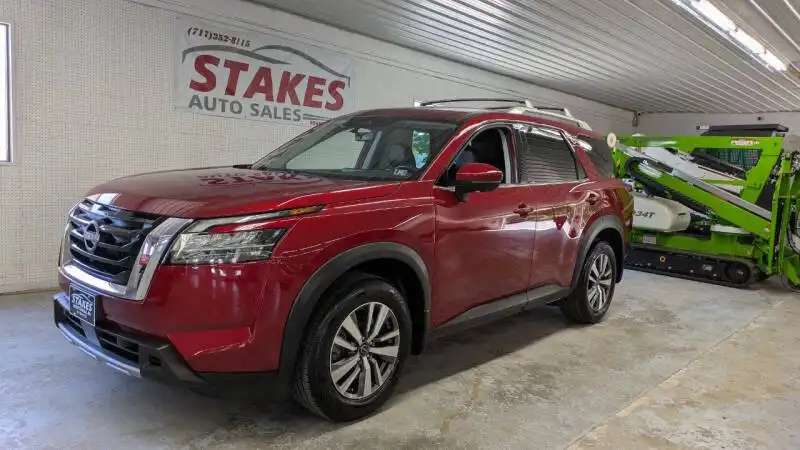 2024 Nissan Pathfinder SL 4WD's photo