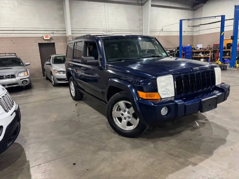 2006 Jeep Commander 4X4's photo