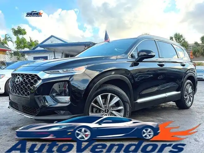 2020 Hyundai Santa Fe SEL 2.4's photo