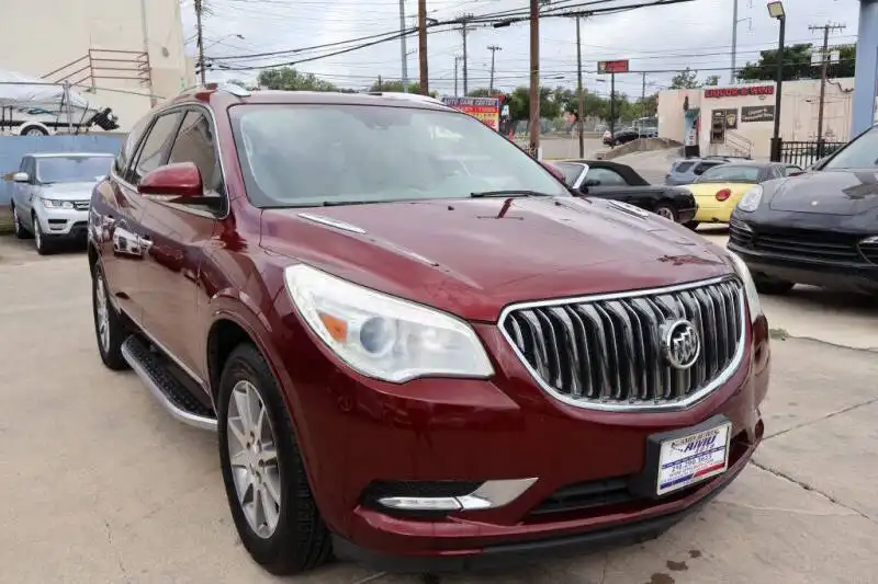 2016 Buick Enclave Leather's photo