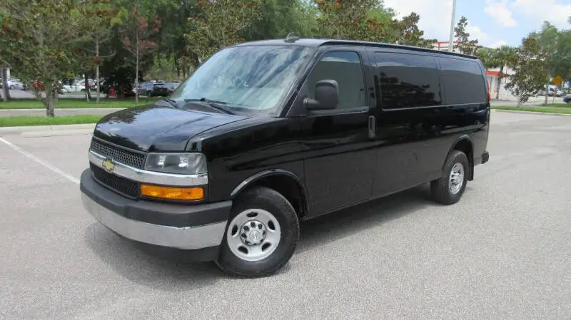 2019 Chevrolet Express Work Van HD 2500 photo 1