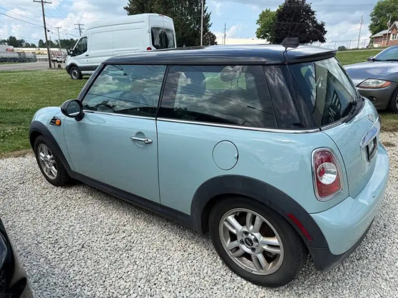 2012 MINI Cooper Base photo 5
