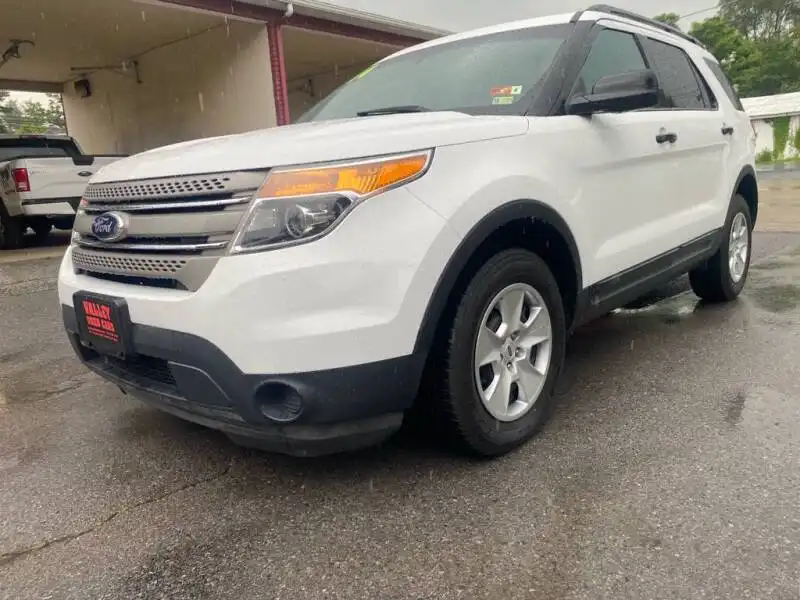 2014 Ford Explorer Base 4WD's photo