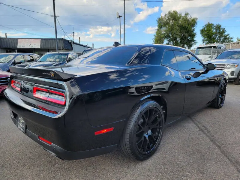 2022 Dodge Challenger R/T Scat Pack photo 5