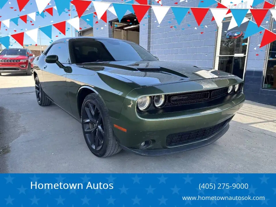 2020 Dodge Challenger SXT Auto's photo