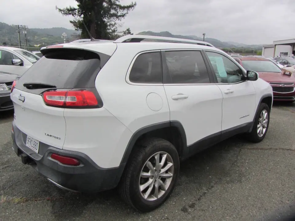 2014 Jeep Cherokee Limited 4X4 photo 4